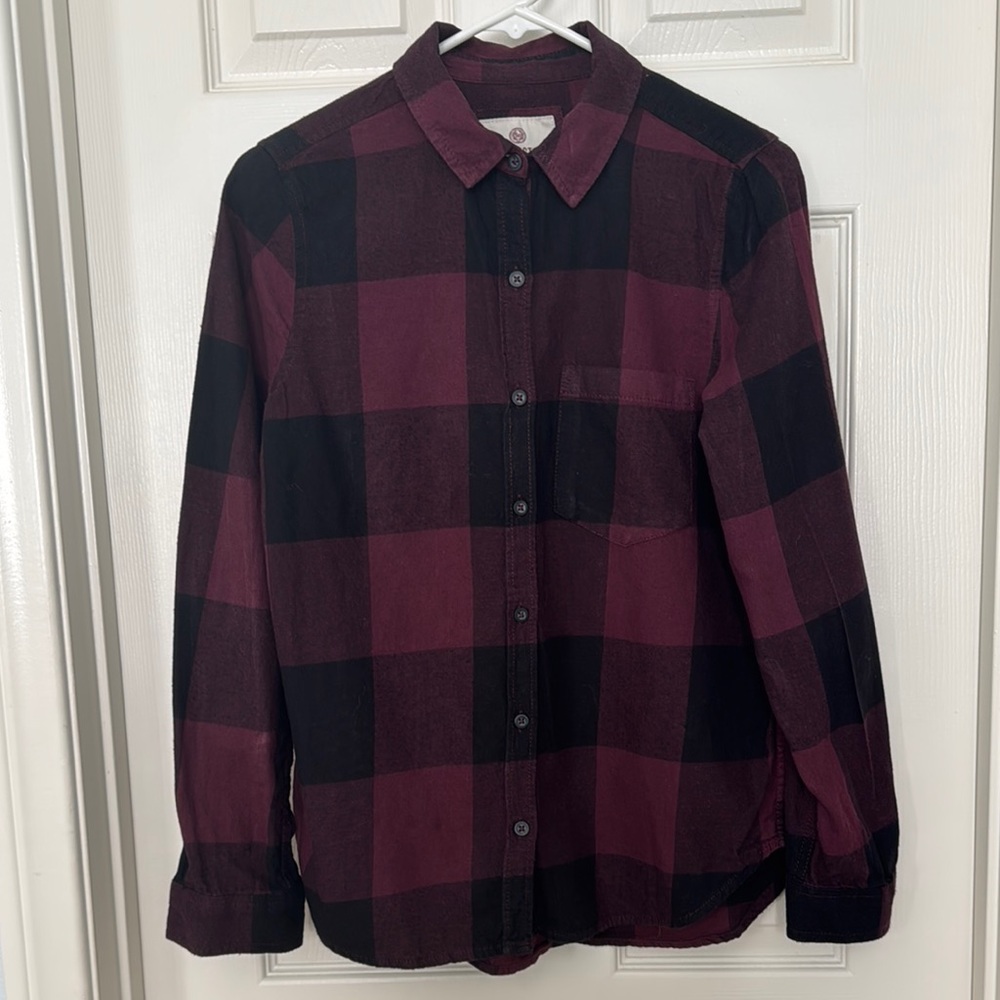 SO perfectly soft flannel woman’s Burgundy and Black flannel shirt, medium